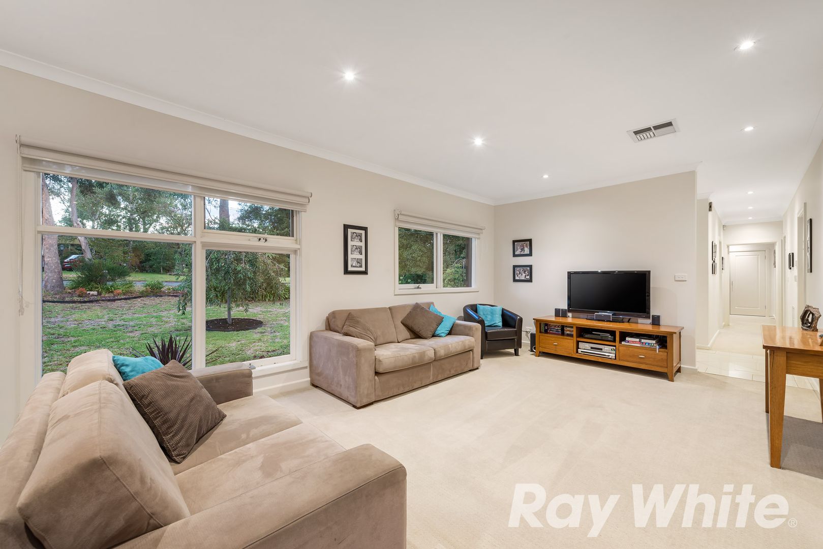 9 Bradman Court, Boronia VIC 3155, Image 1