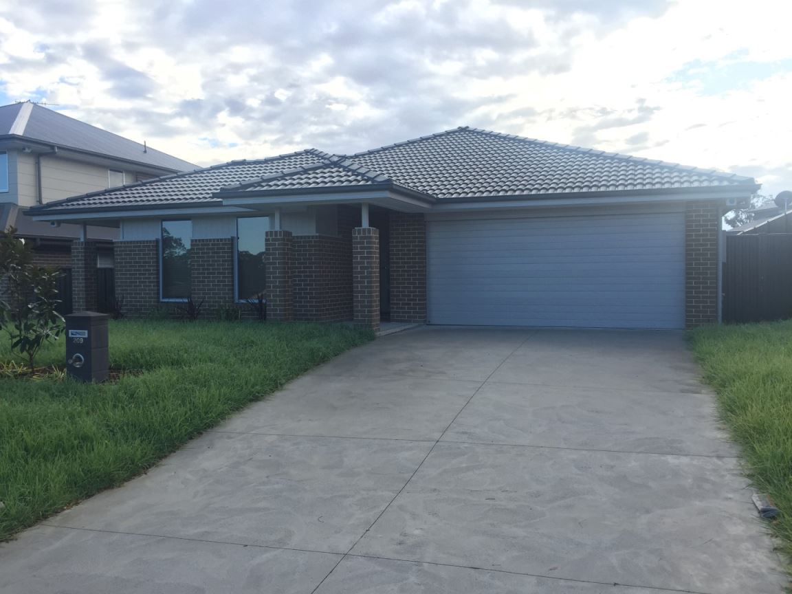 209 Turner Road, Currans Hill NSW 2567