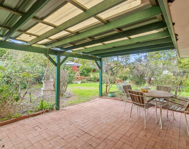 37 Peet Road, Kalamunda WA 6076