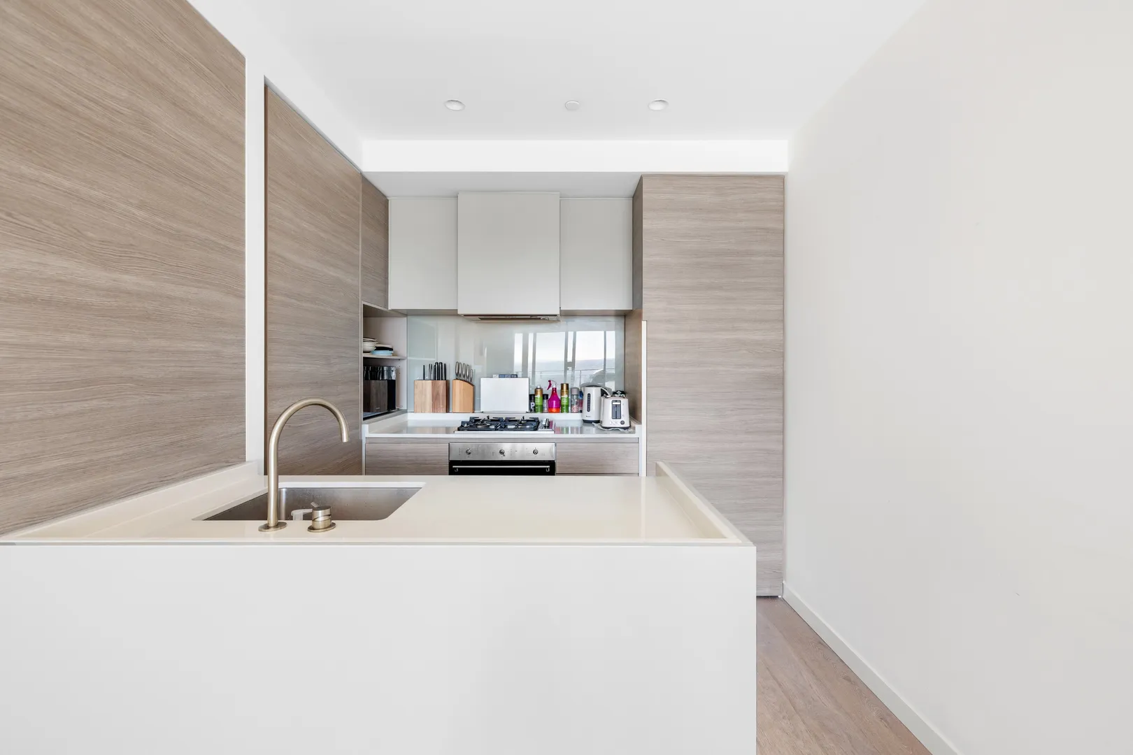 Apartment in Footscray - View 4