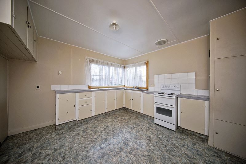 106 Ronald Street, Devonport TAS 7310, Image 2