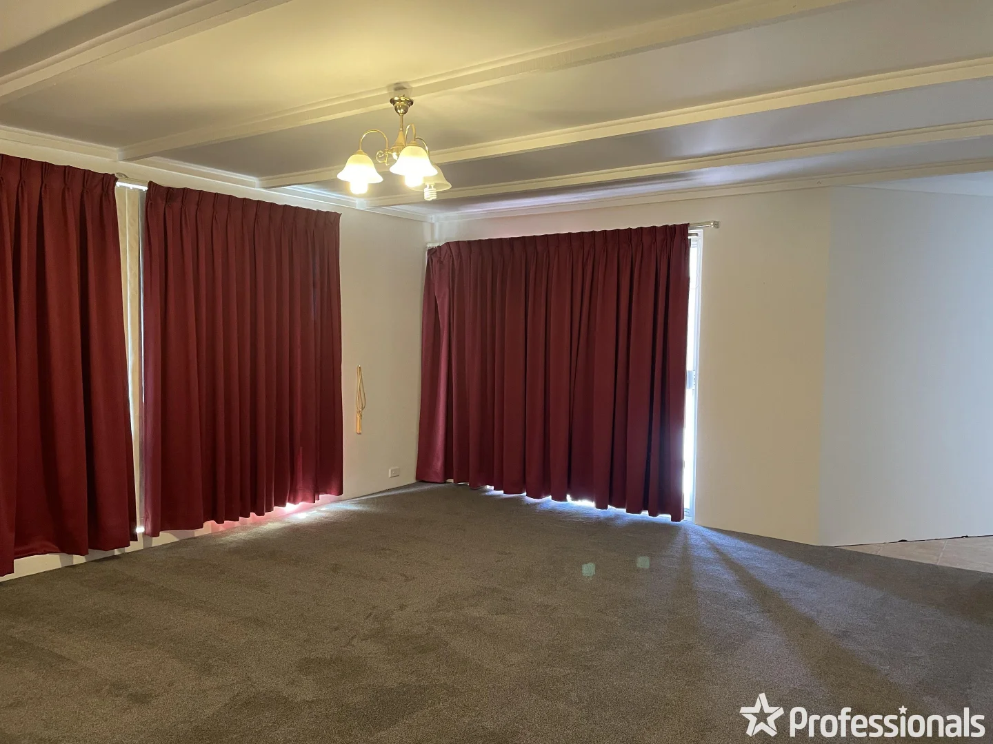 Additional image 12 of 19 Hughenden Drive, Thornlie WA 6108
