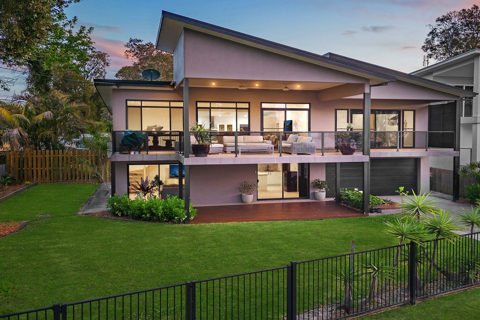 7 Lucinda Avenue, Killarney Vale NSW 2261 Domain