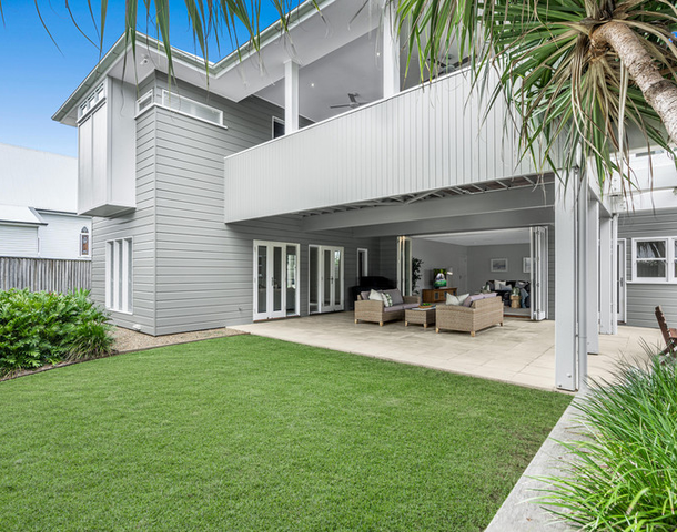 16 Ashton Street, Wynnum QLD 4178