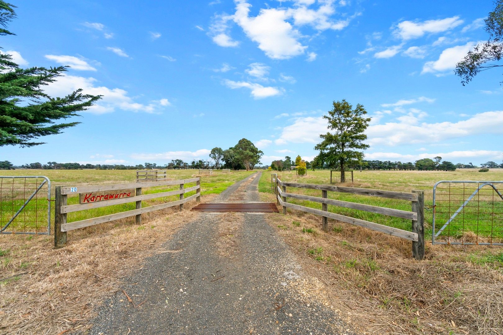 4 bedrooms Livestock in 20 Williams Road GLENGARRY VIC, 3854