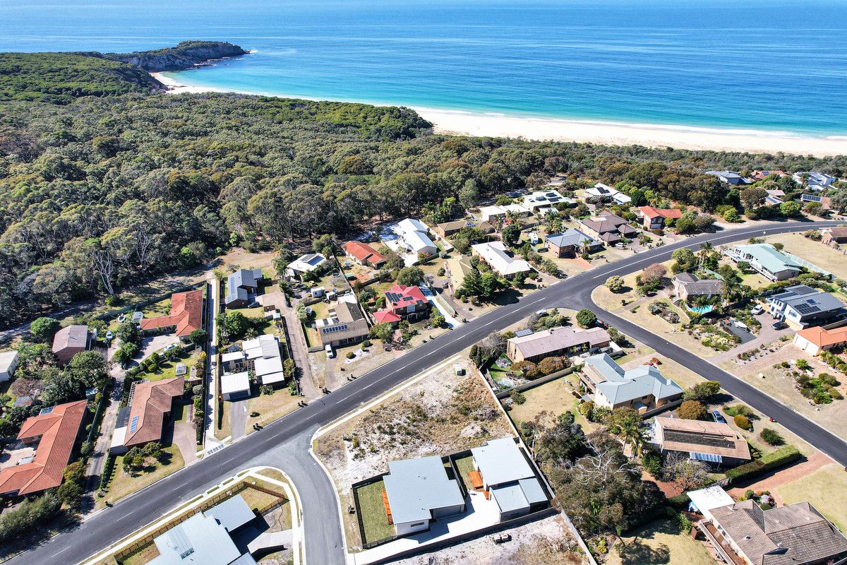 2/4 Shearwater Court, Tura Beach NSW 2548, Image 2