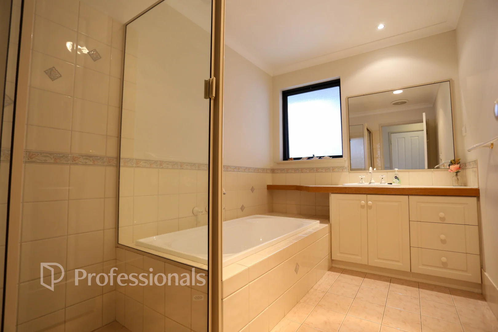 Additional image 13 of 7 Addington Cross, West Beach WA 6450