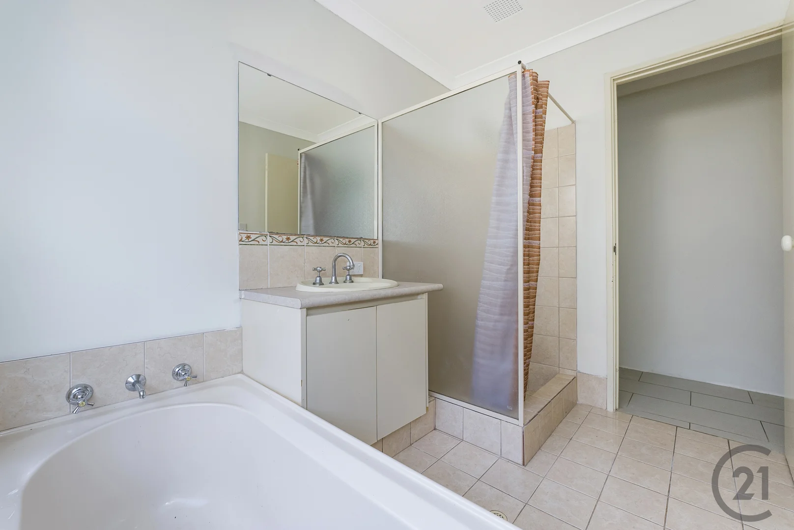 Additional image 17 of 42 Newport Drive, Dudley Park WA 6210