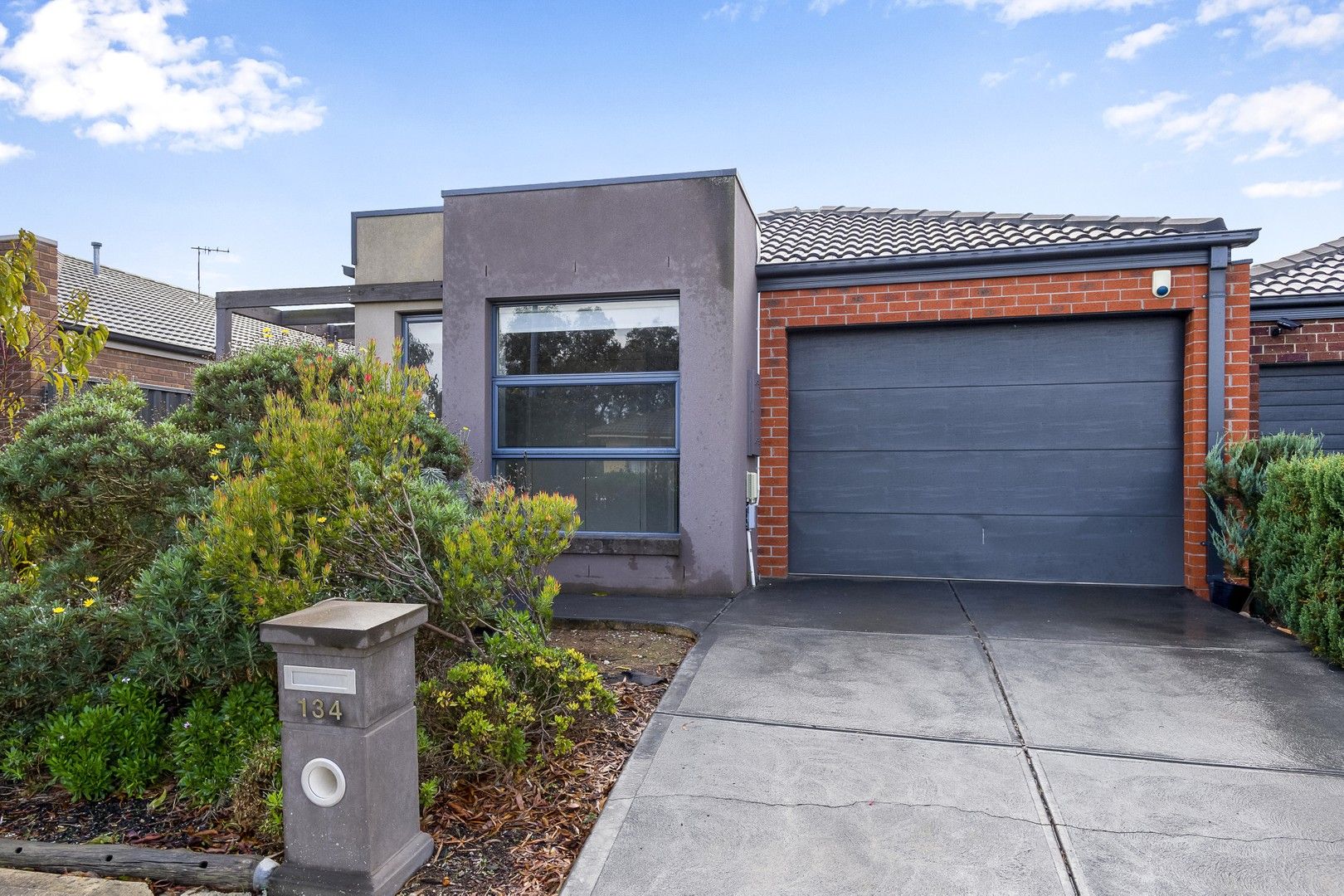 3 bedrooms House in 134 Eureka Drive MANOR LAKES VIC, 3024