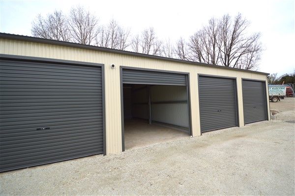 Apartment / Unit / Flat in Shed 2/95B Bradley Street, GUYRA NSW, 2365