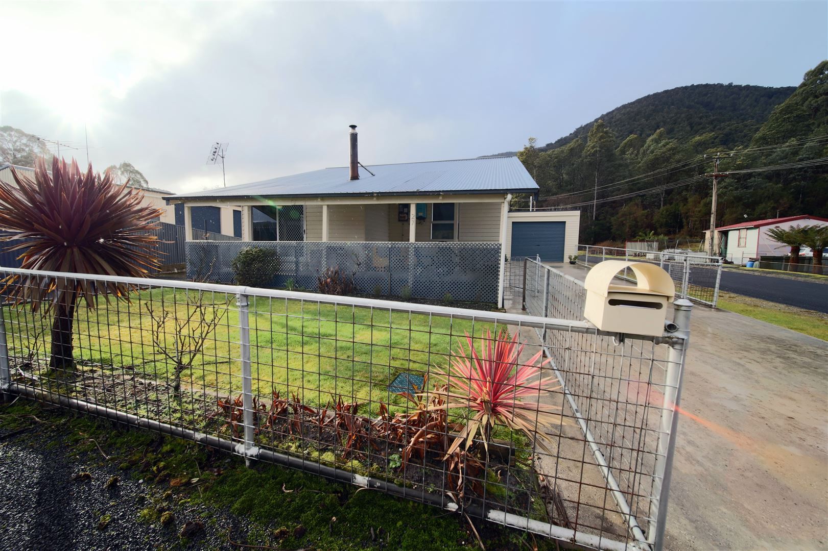 27 Dalmeny Street, Rosebery TAS 7470 Domain