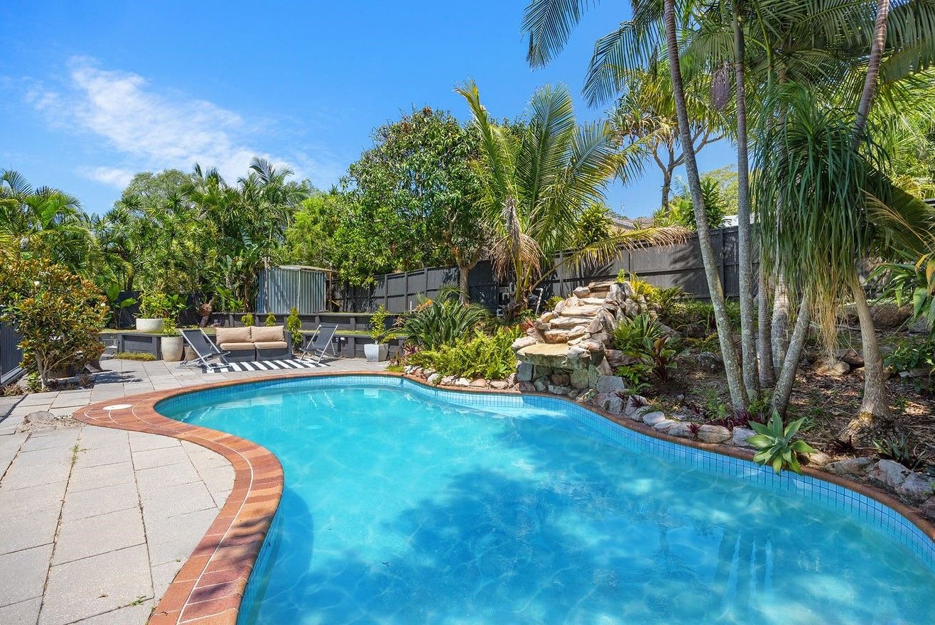 4 bedrooms House in 7 Warragai Court NOOSA HEADS QLD, 4567