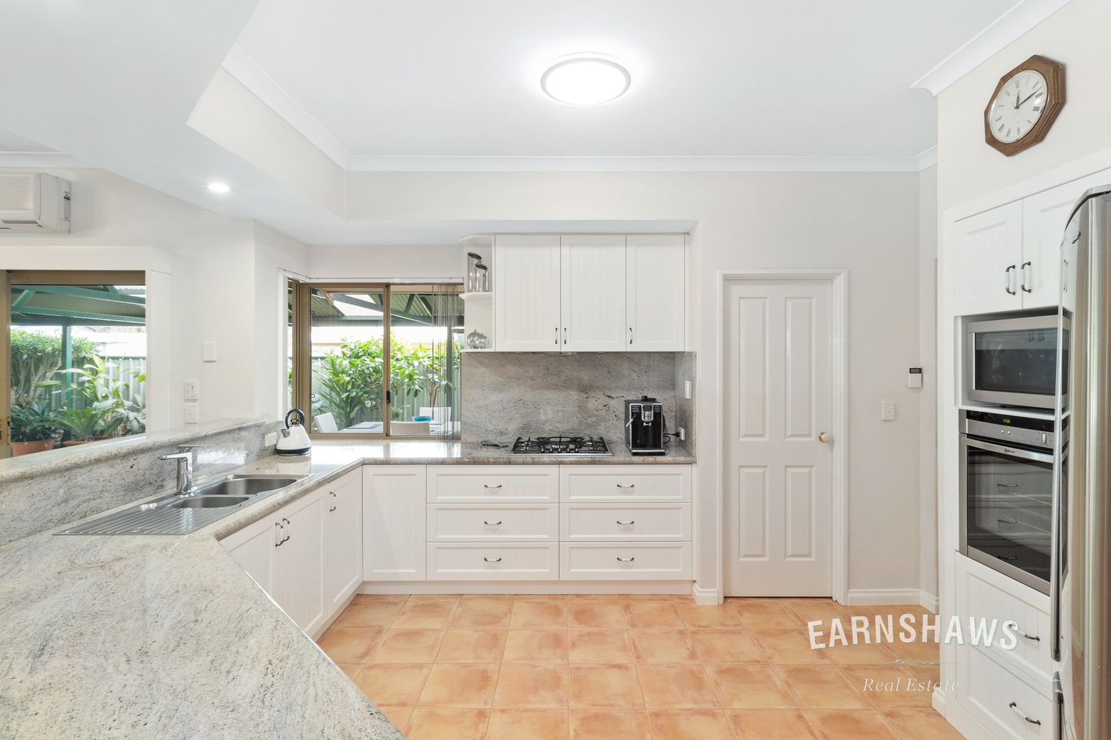 20 Dongara Circle, Jane Brook WA 6056, Image 2