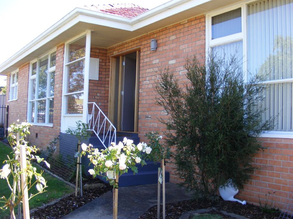 4 Futuna Avenue, Park Grove Property History & Address Research Domain