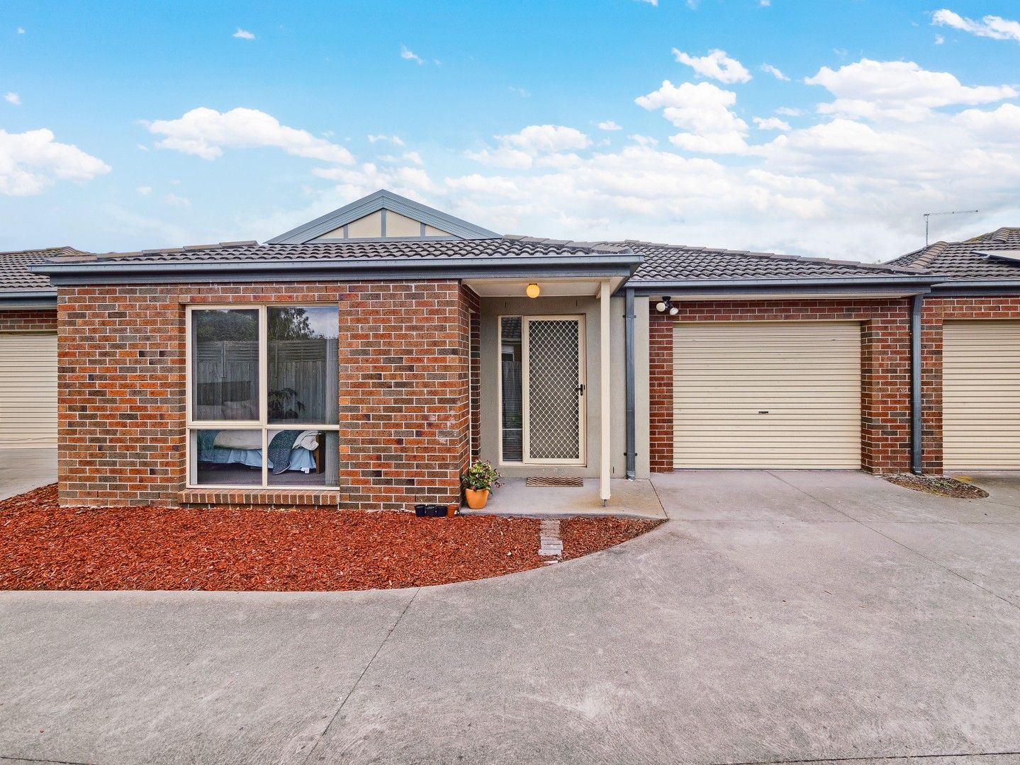 2/11 Dylan Drive, Hastings VIC 3915, Image 1