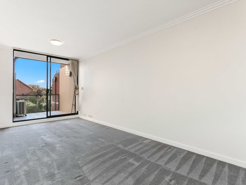 1 bedrooms Apartment / Unit / Flat in 13/236 Pacific Highway CROWS NEST NSW, 2065