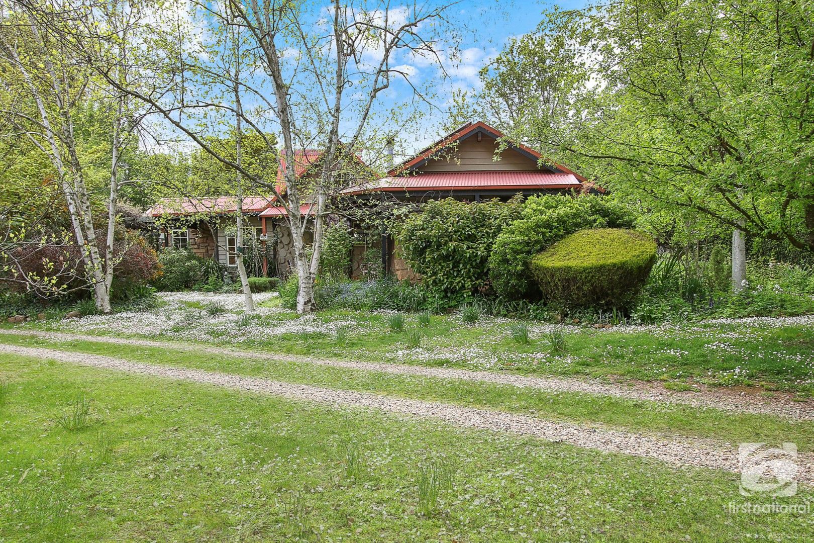 23 Masons Road, Beechworth VIC 3747, Image 0