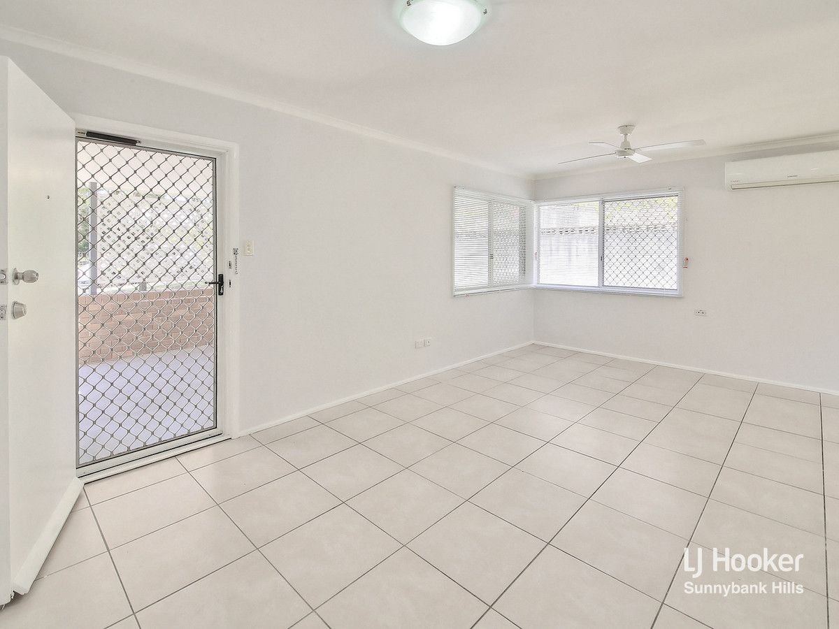 10 Malmrose Street, Wishart QLD 4122, Image 2