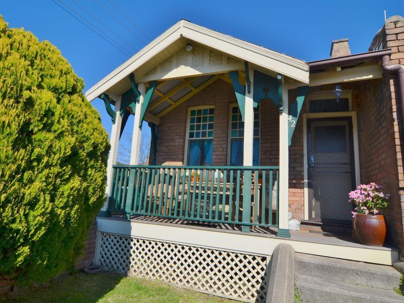 42 Cook Street, Lithgow NSW 2790, Image 0