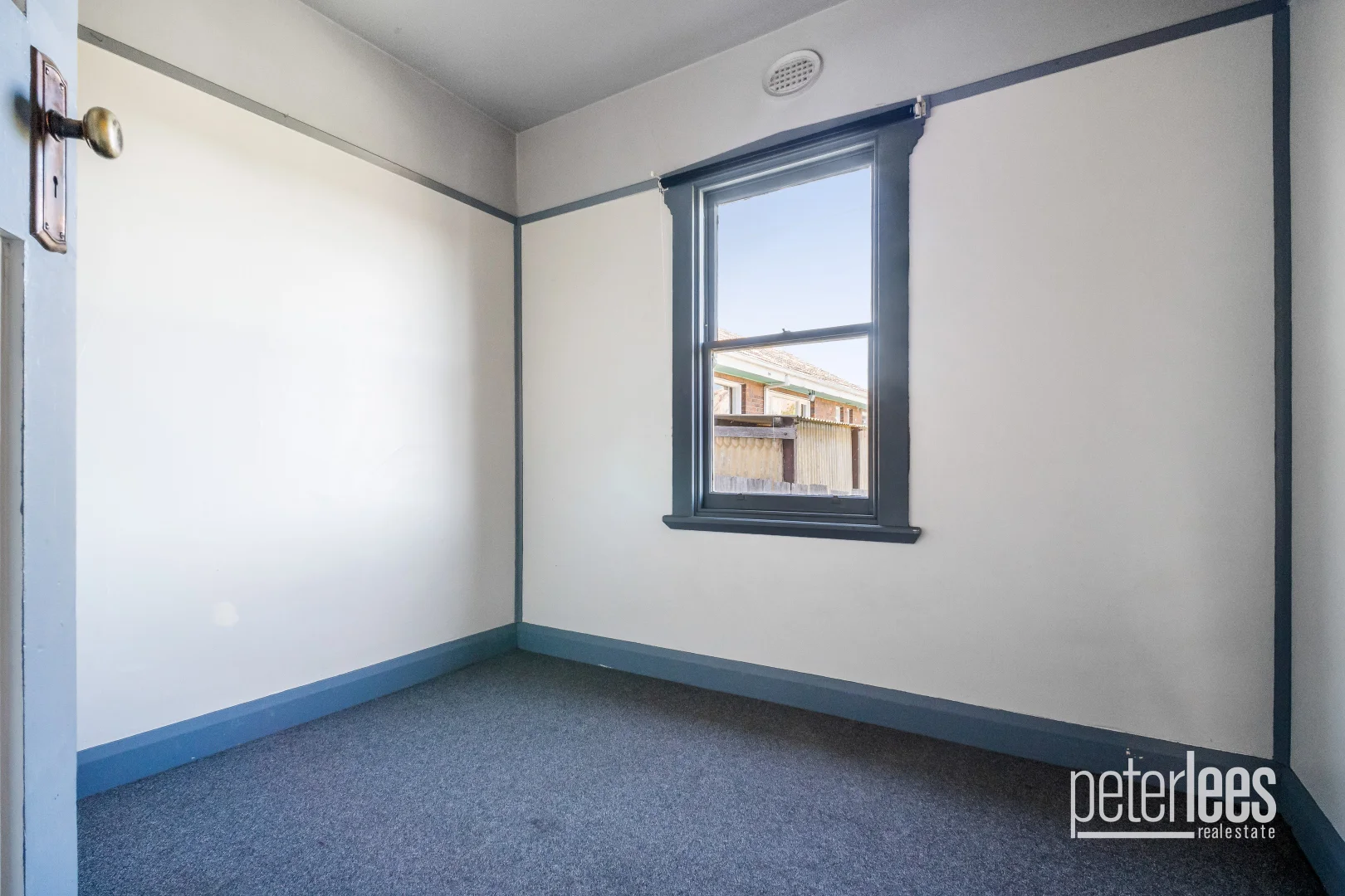 Additional image 11 of Ravenswood TAS 7250