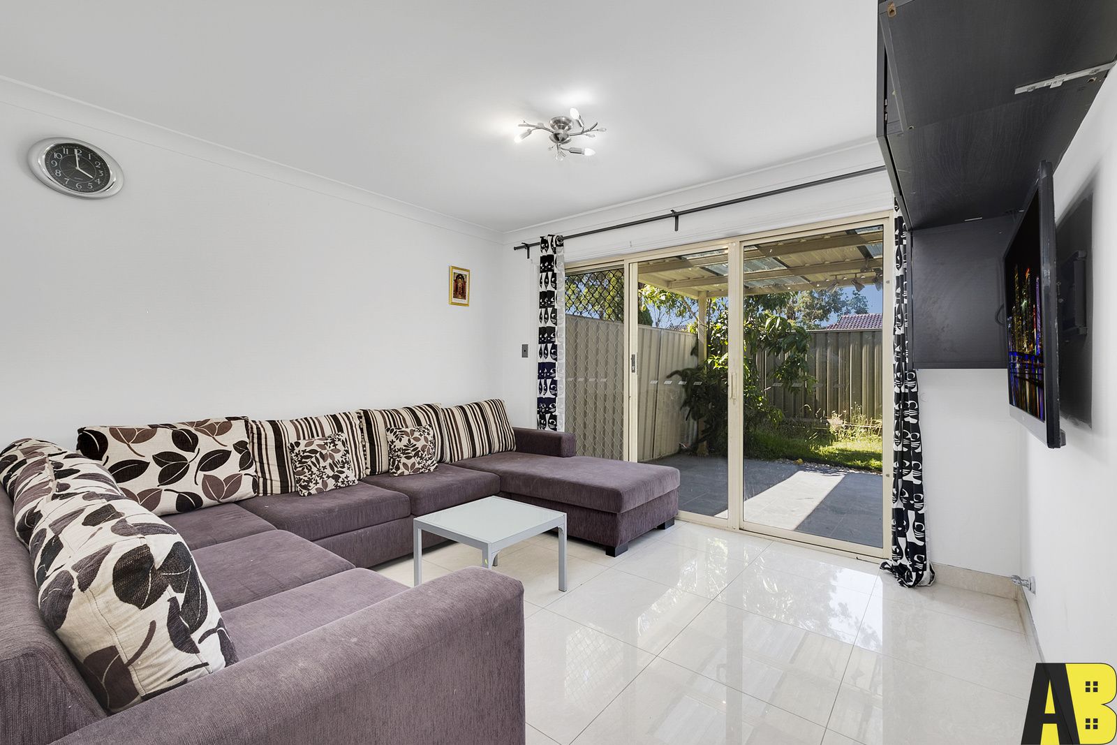 10/30 Hillcrest Road, Quakers Hill NSW 2763, Image 1