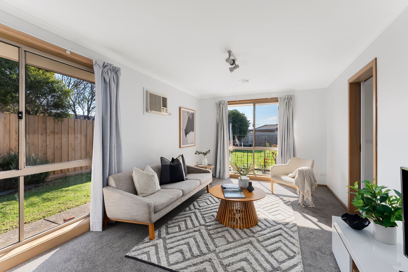 15 South Avenue, Altona Meadows VIC 3028, Image 1