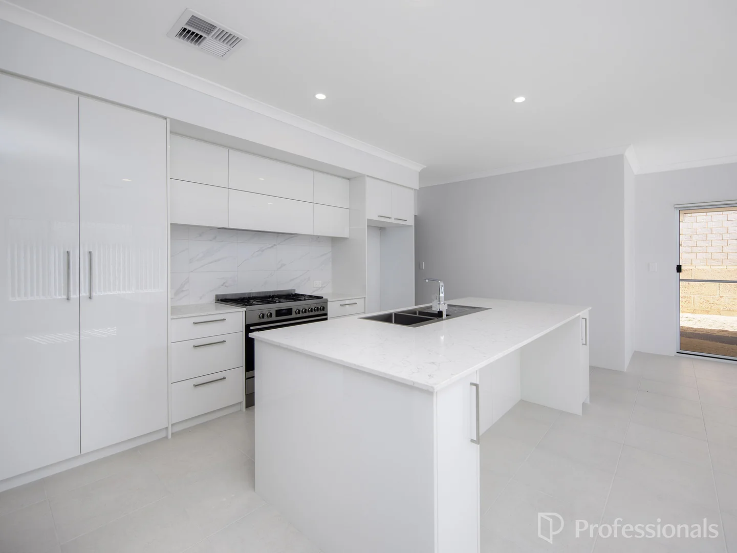 Additional image 5 of 189 Leeward Avenue, Eglinton WA 6034