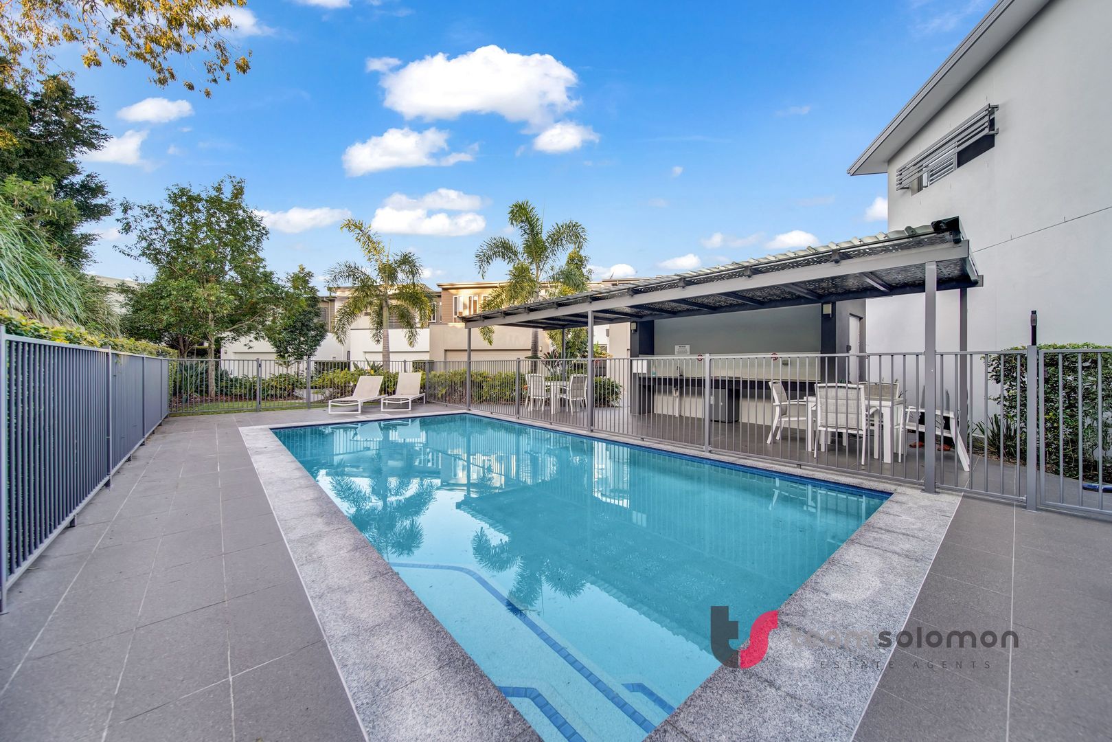 5/50 Compass Drive, Biggera Waters QLD 4216 | Domain