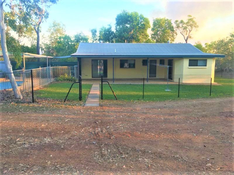 5 bedrooms House in 142 Goodenia Road VIRGINIA NT, 0834