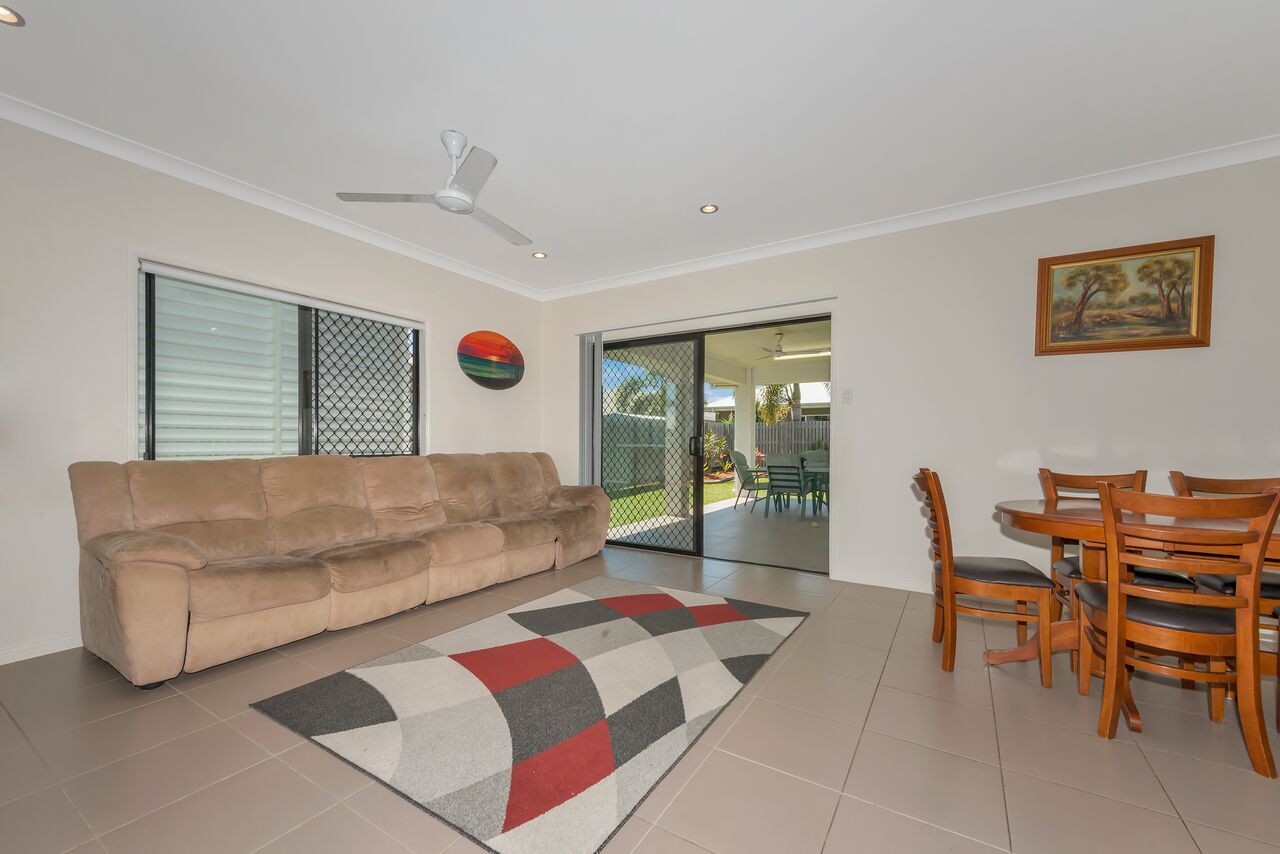 36 Makena Cct, Burdell QLD 4818, Image 2