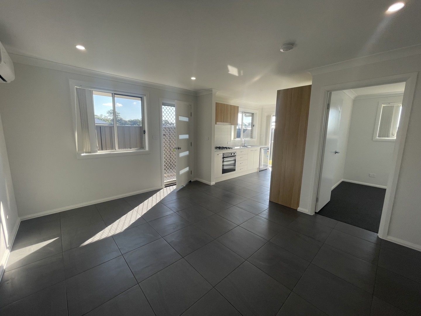 2 bedrooms Apartment / Unit / Flat in 2/19 Merion Circuit HEDDON GRETA NSW, 2321