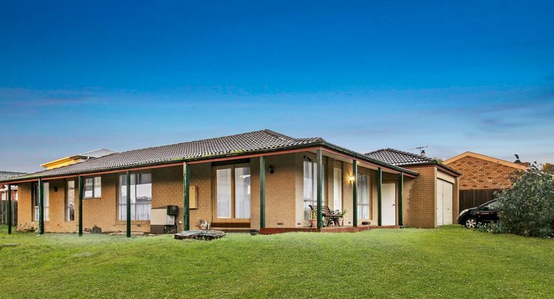 14 Rayner Close, Rowville VIC 3178, Image 0