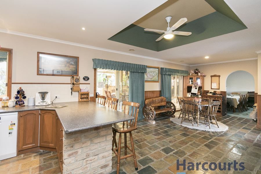 525 Mountain Glen Road, Trafalgar East VIC 3824, Image 2