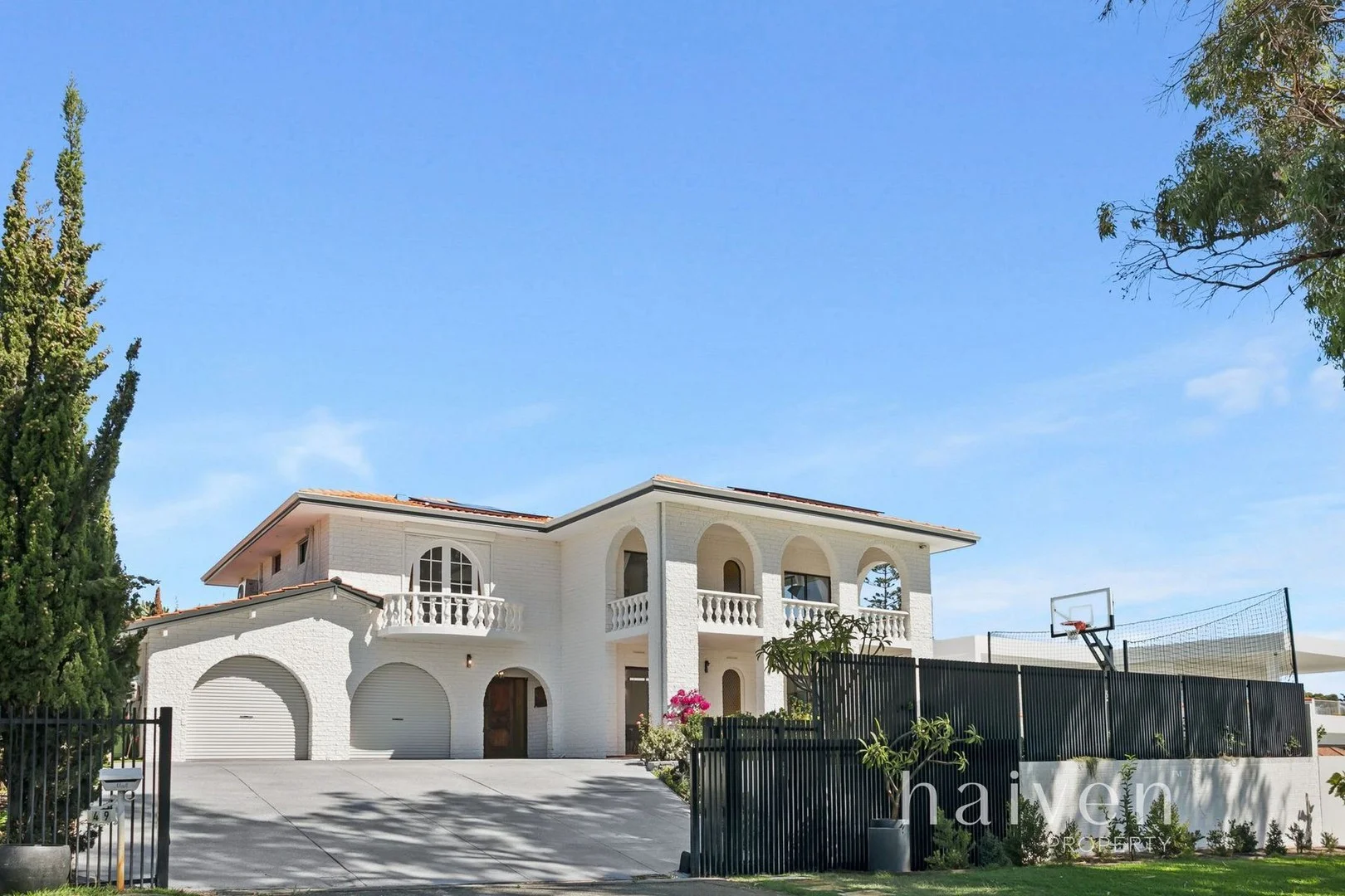 49 EMPIRE AVENUE, City Beach WA 6015