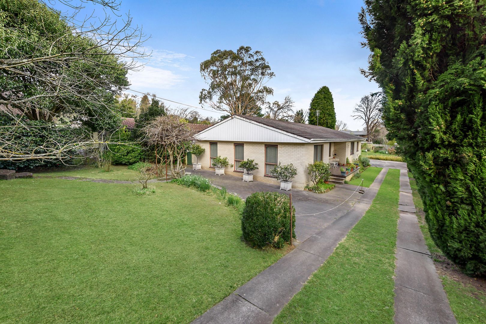 17 Banksia Street, Bowral Property History & Address Research Domain