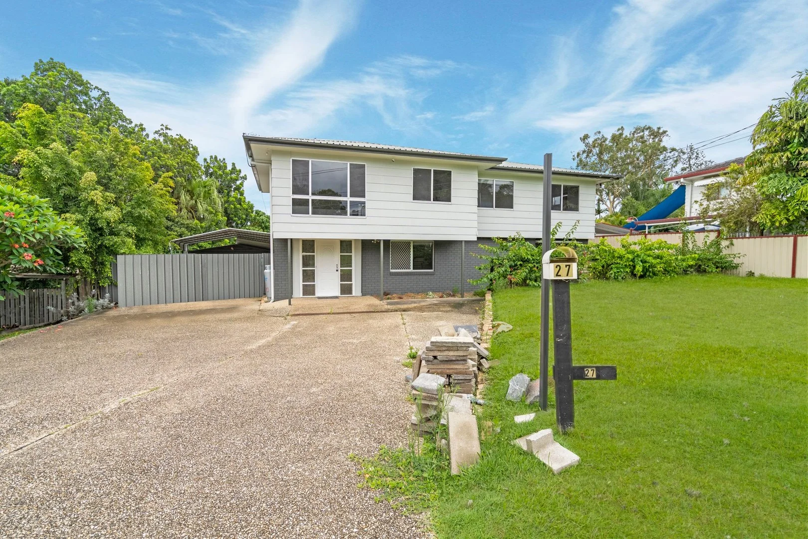 27 Parkland Ave, Browns Plains QLD 4118