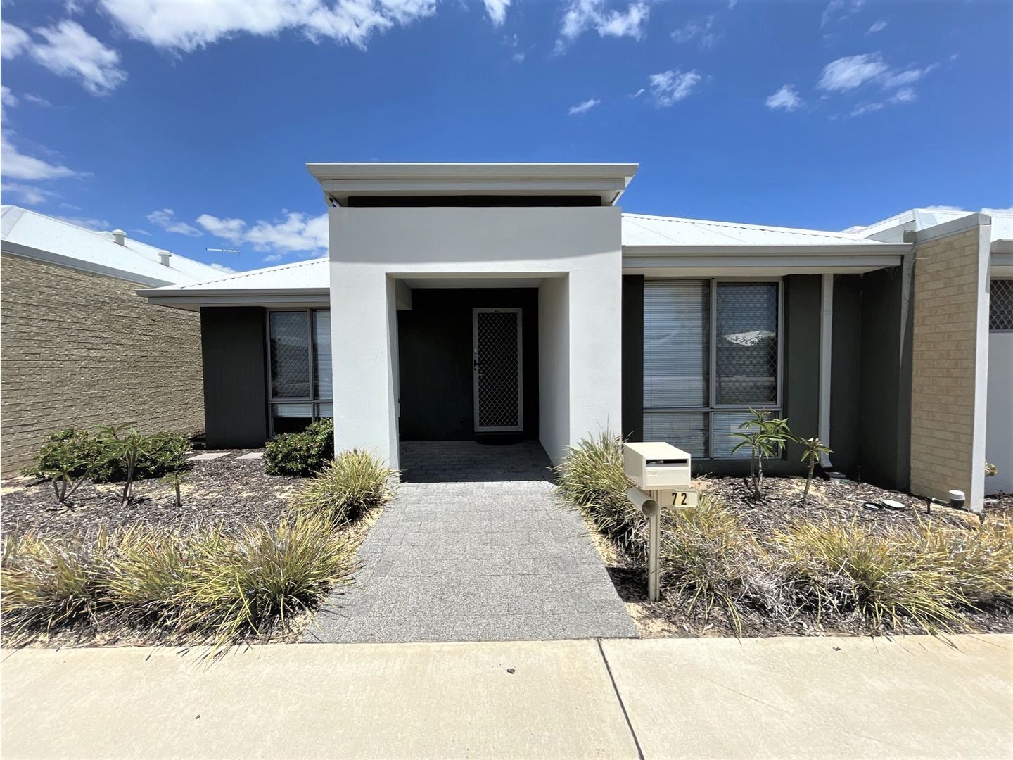 72 Bridgewater Boulevard, Erskin Property History & Address Research