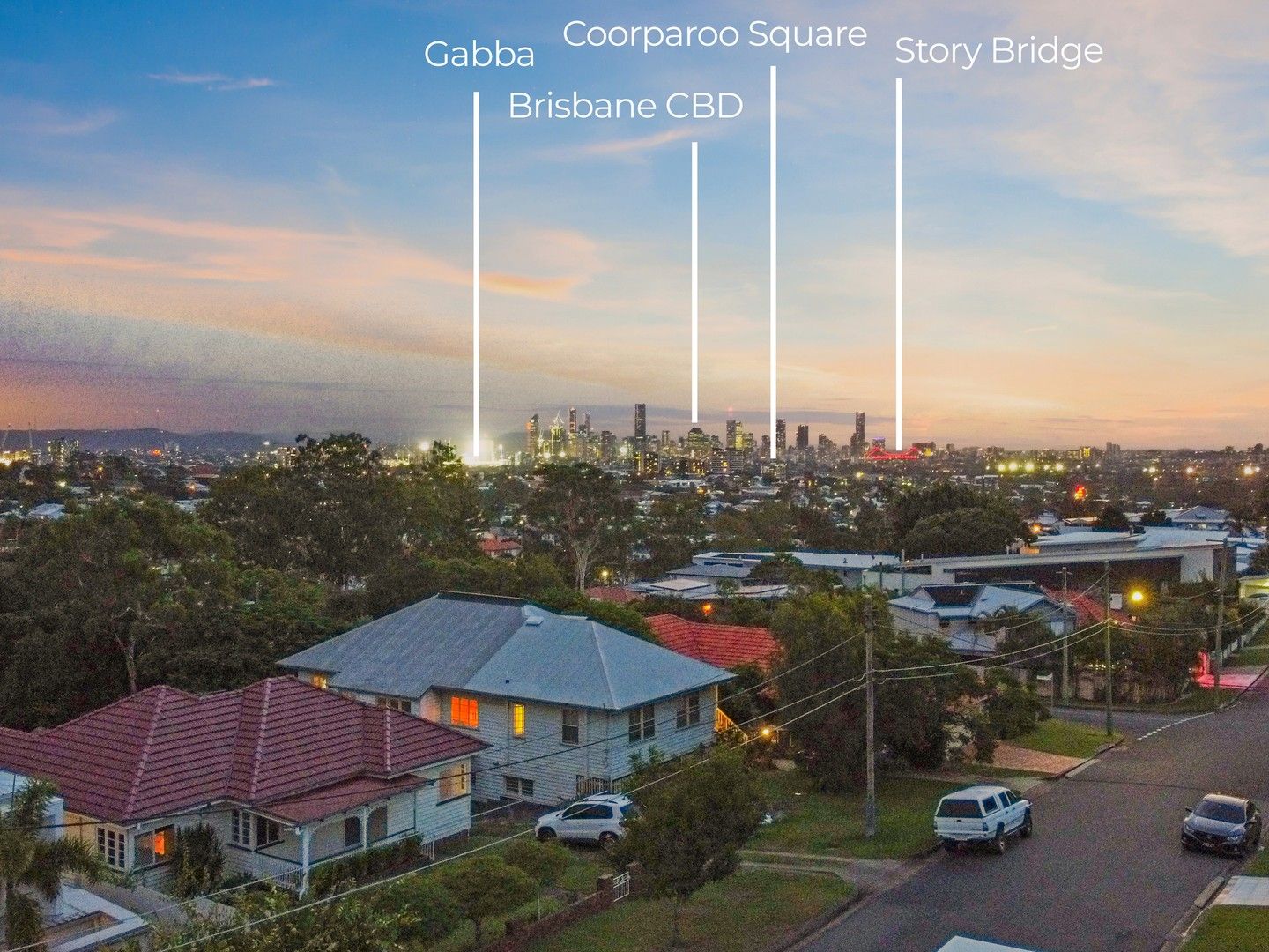 5 bedrooms House in 52 Sirius Street COORPAROO QLD, 4151