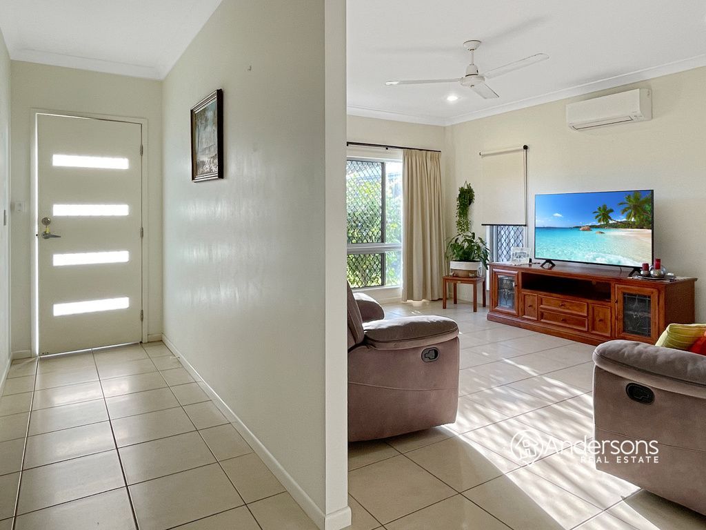 24 Mariner Drive, South Mission Beach QLD 4852, Image 2