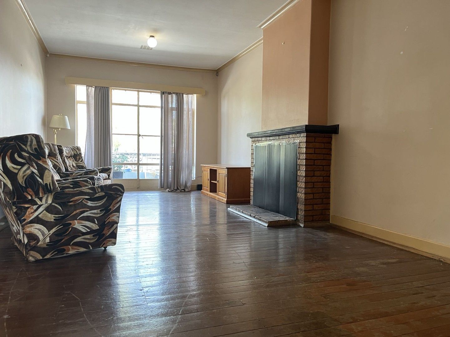 2 Lawrence Street, Blackburn South VIC 3130 Apartment For Rent 400 Domain