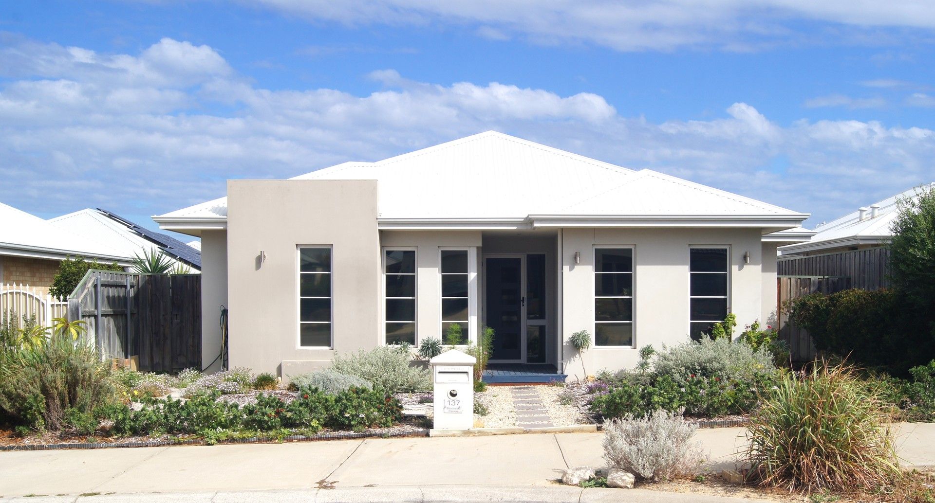 4 bedrooms House in 137 Beachside Parade YANCHEP WA, 6035