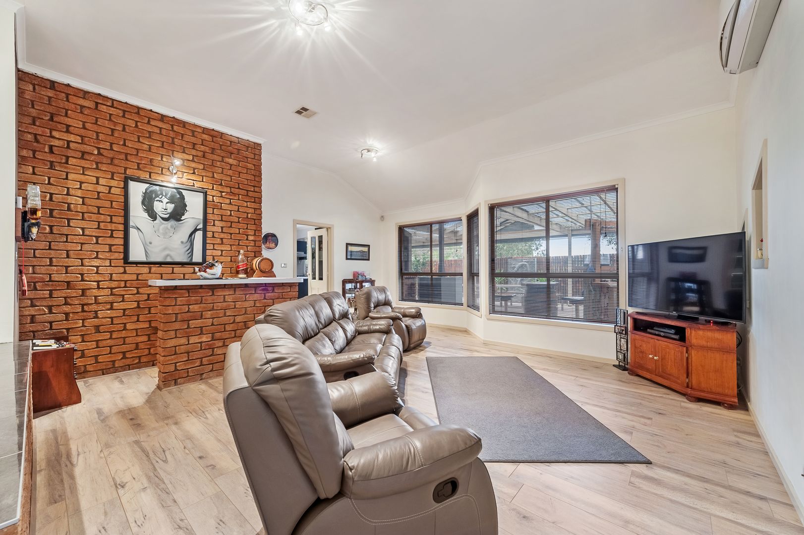 72 Carnoustie Drive, Sunbury VIC 3429, Image 2