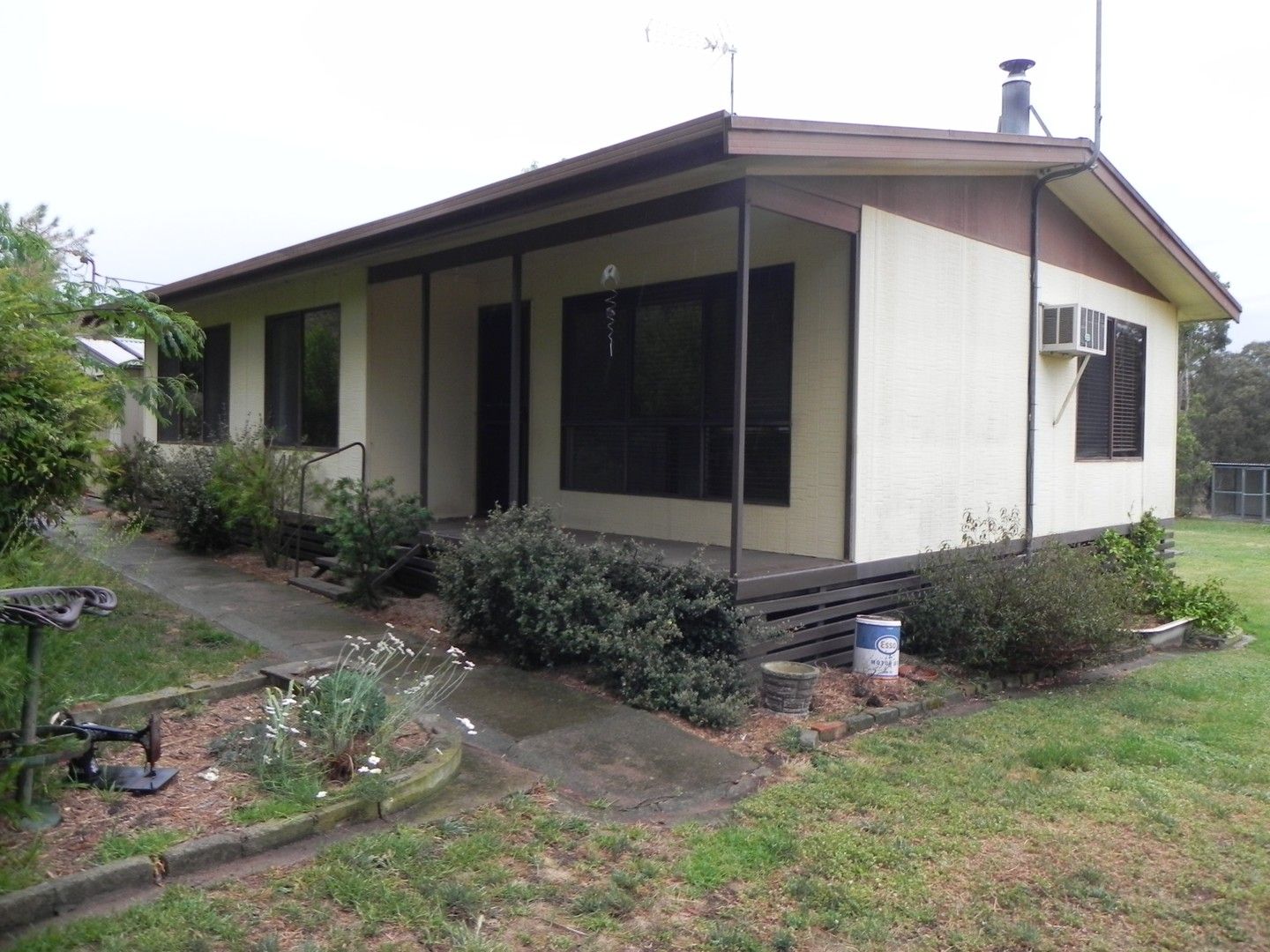 3 bedrooms House in 40 Camden Street BINALONG NSW, 2584