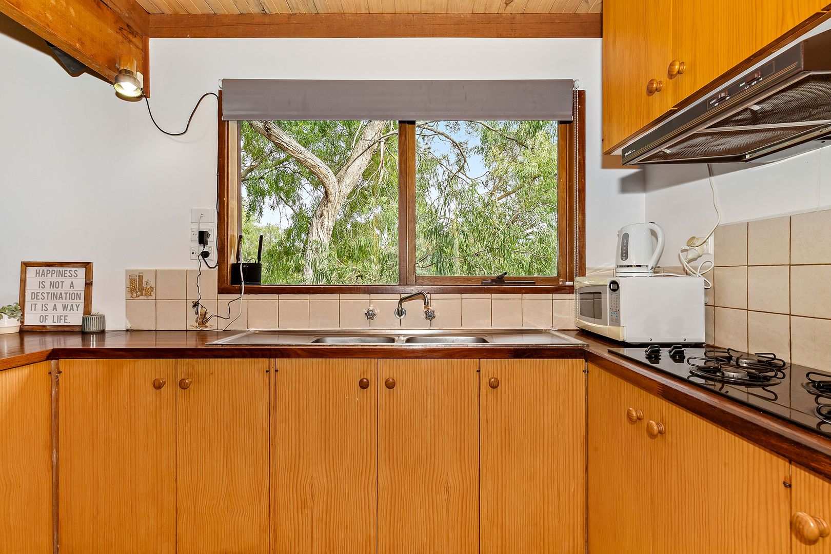 10 Avalon Drive, Rosebud VIC 3939 House For Rent 460 Domain