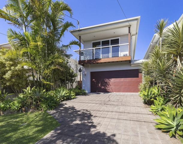 90 Waterview Avenue, Wynnum QLD 4178