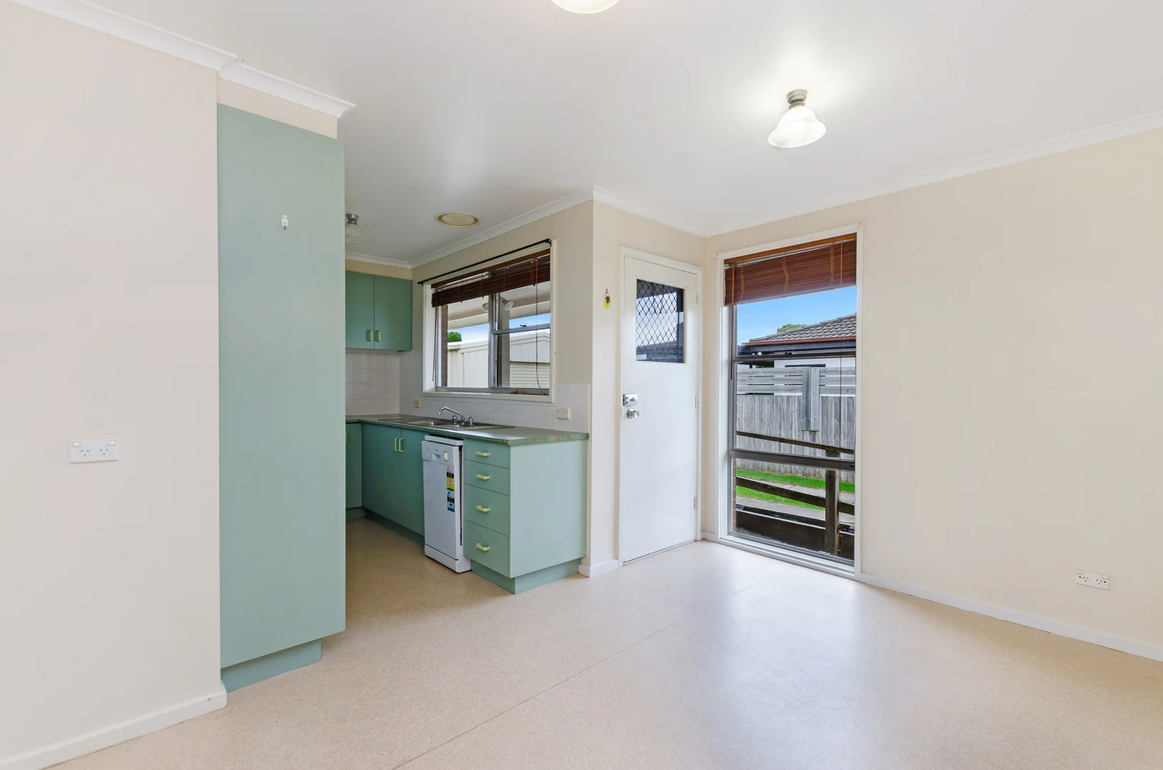 Additional image 3 of 54 Waratah Crescent, Portland VIC 3305