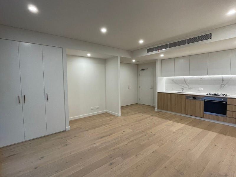 1 bedrooms Apartment / Unit / Flat in 325/151 Mitchell road ERSKINEVILLE NSW, 2043
