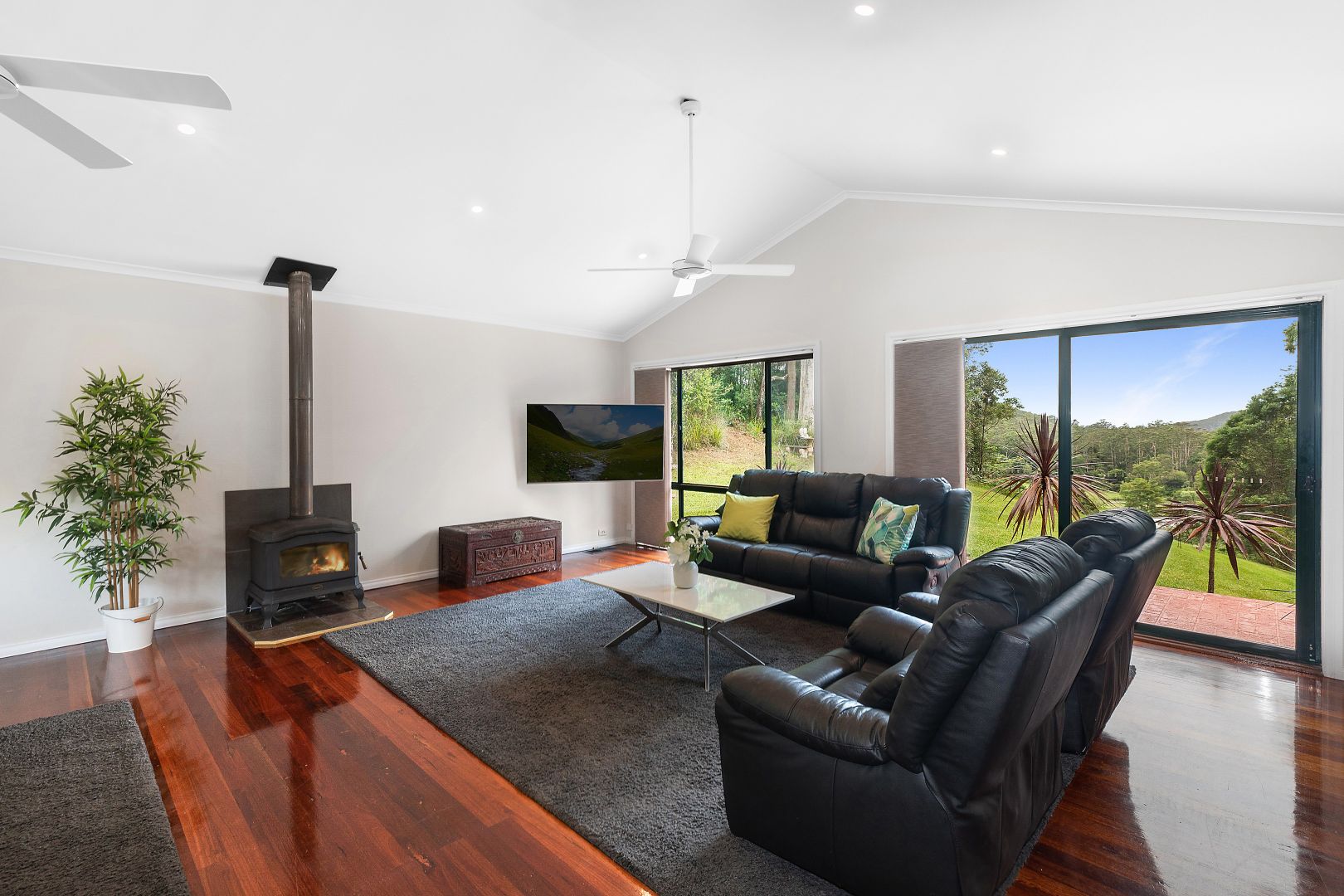 220 Ourimbah Creek Road, Ourimbah NSW 2258, Image 1