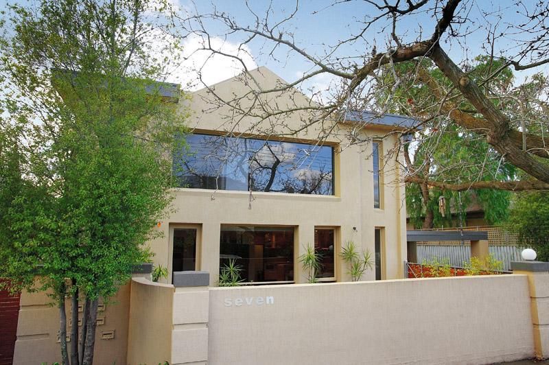 3 bedrooms Apartment / Unit / Flat in 1/7 Hawthorn Grove HAWTHORN VIC, 3122