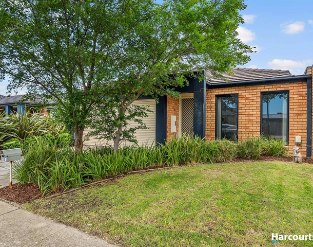 23 Phoenix Avenue, Cranbourne VIC 3977